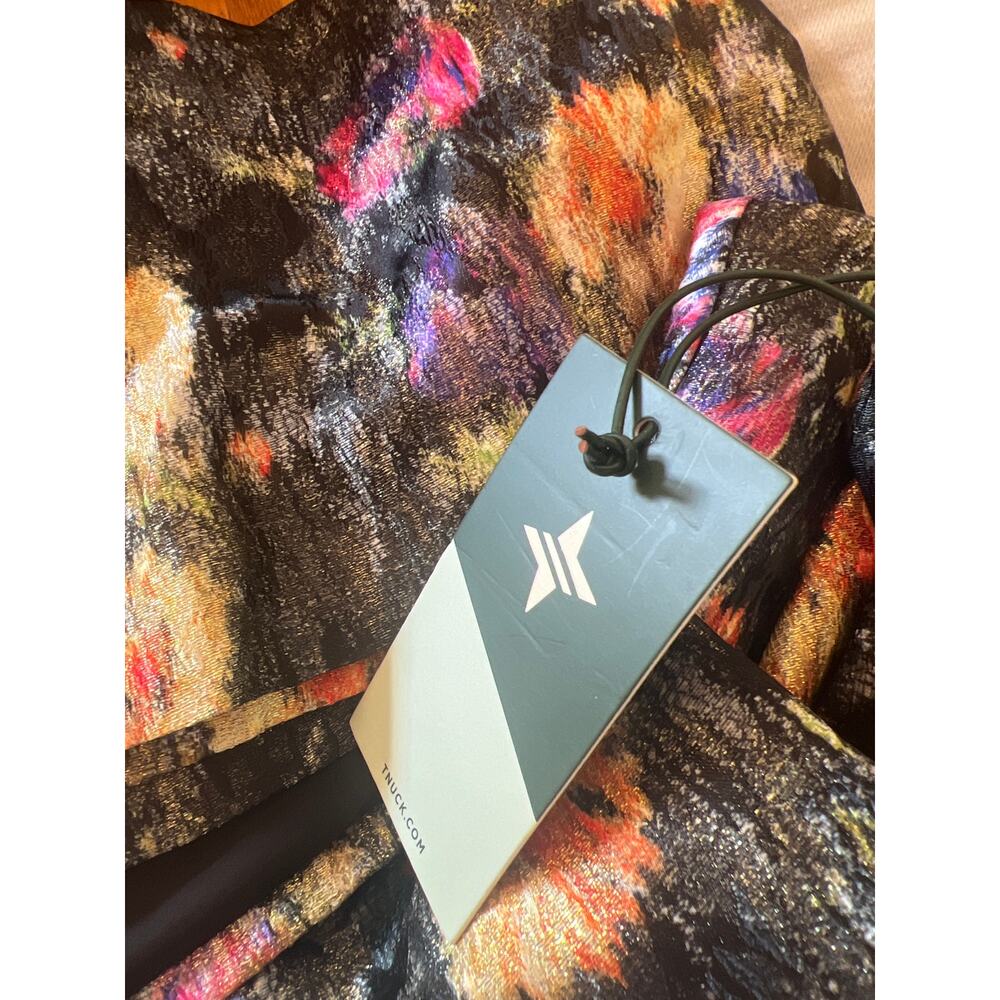 Tuckernuck Midnight Primrose Jacquard Faye Blouse NWT size XXS - Picture 7 of 7